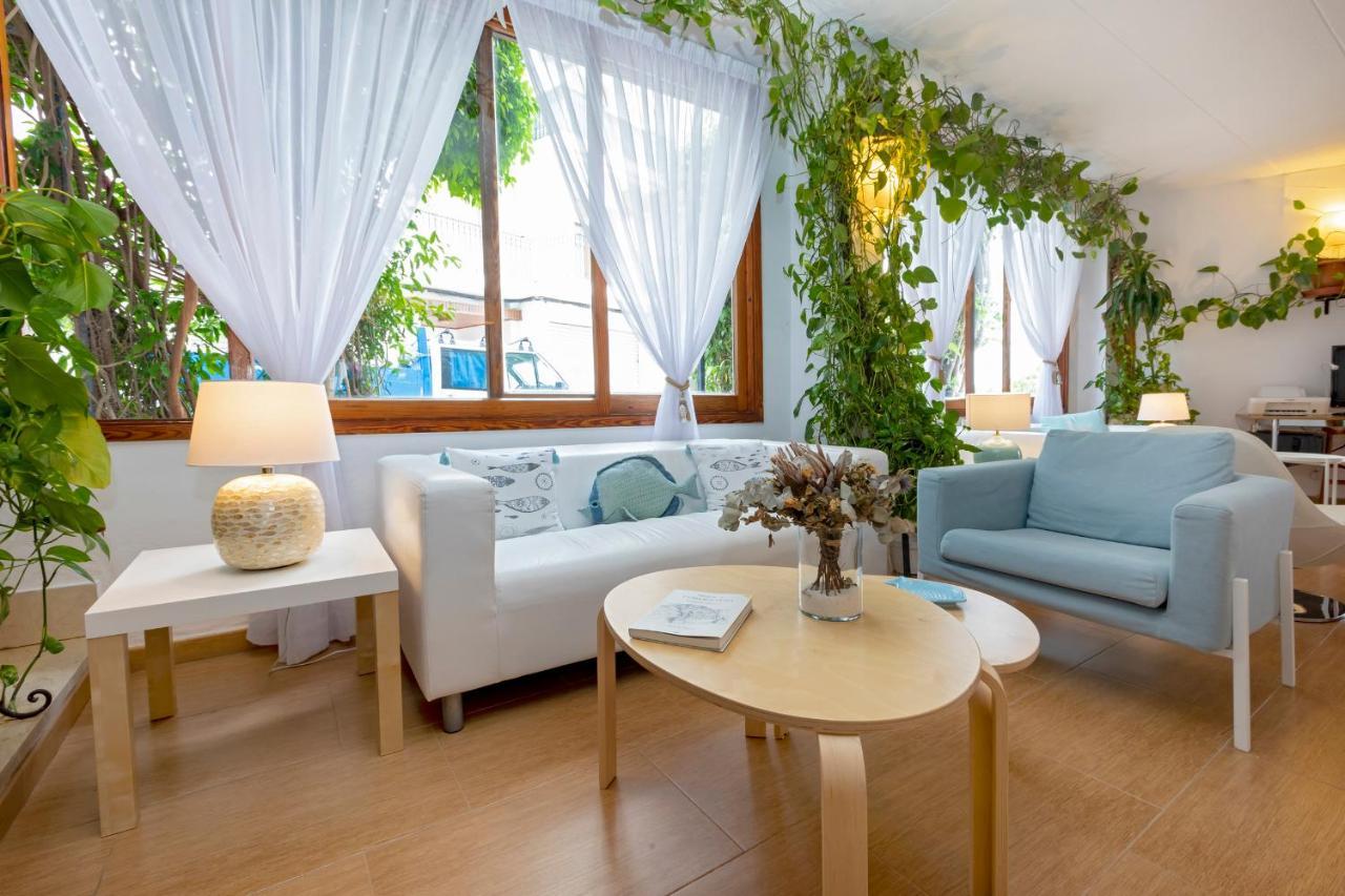 Hostal Manolita Сан-Антоніо Екстер'єр фото